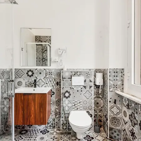 La Perla Hotel